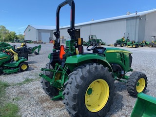 Photo of 2022 John Deere 4044M