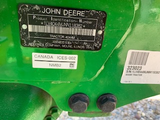 Photo of 2022 John Deere 4044M