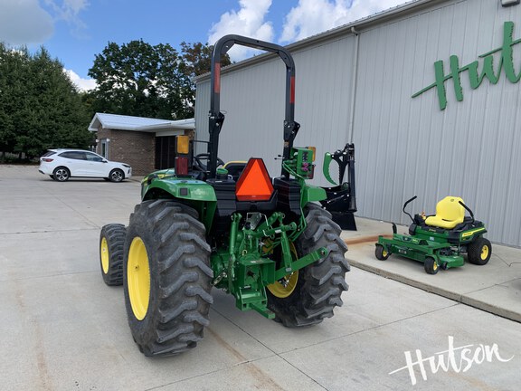 Photo of 2022 John Deere 4044M