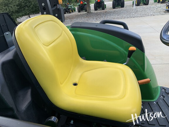 Photo of 2022 John Deere 4044M