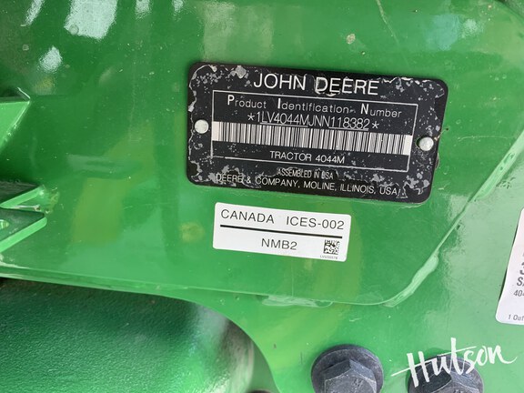 Photo of 2022 John Deere 4044M