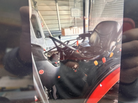 2021 Kubota LX2610 (5th thumbnail)