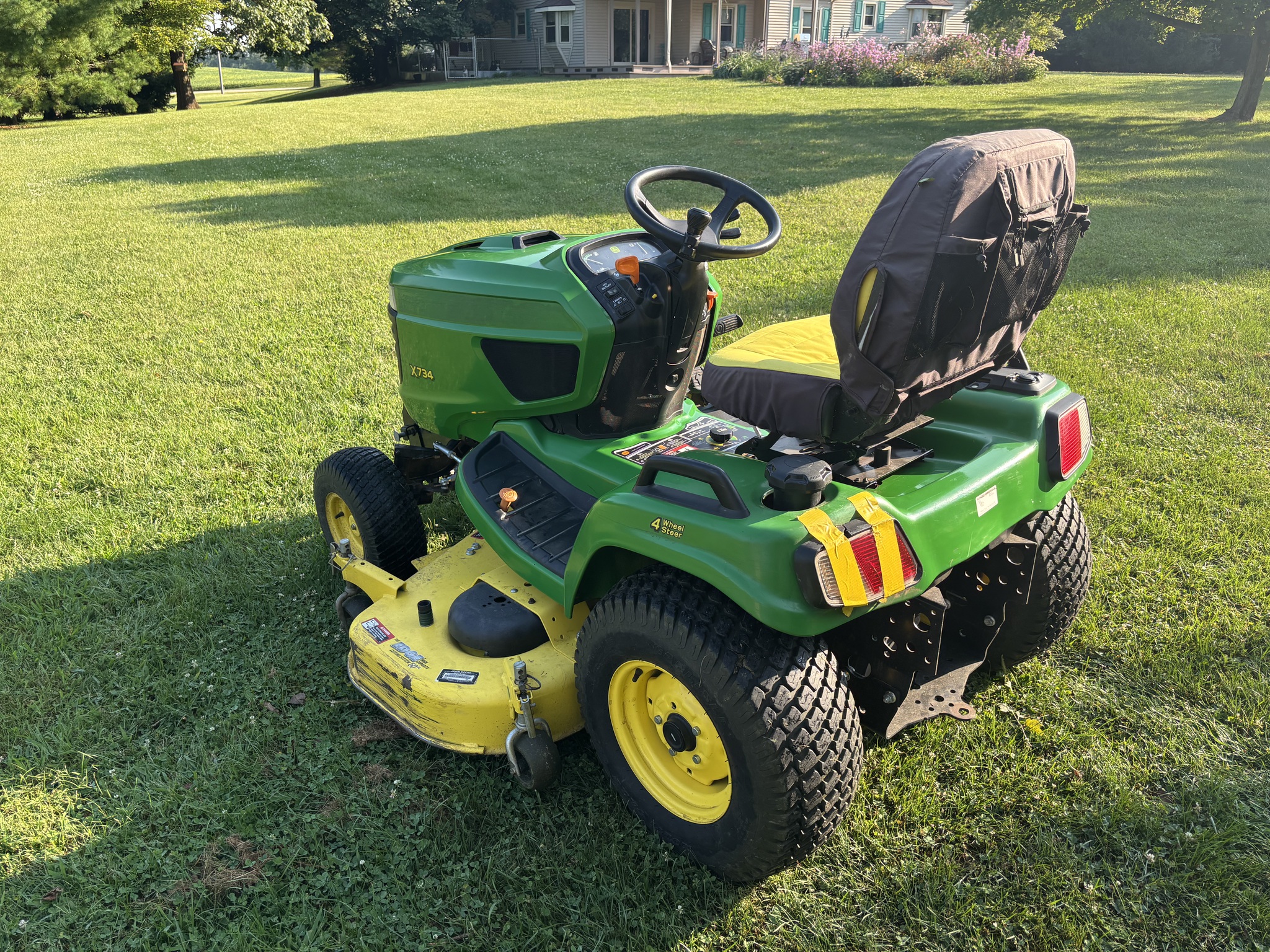 Used 2013 John Deere X734 Lawn & Garden Tractors at Koenig Equipment in Urbana, OH - PhotoXL5