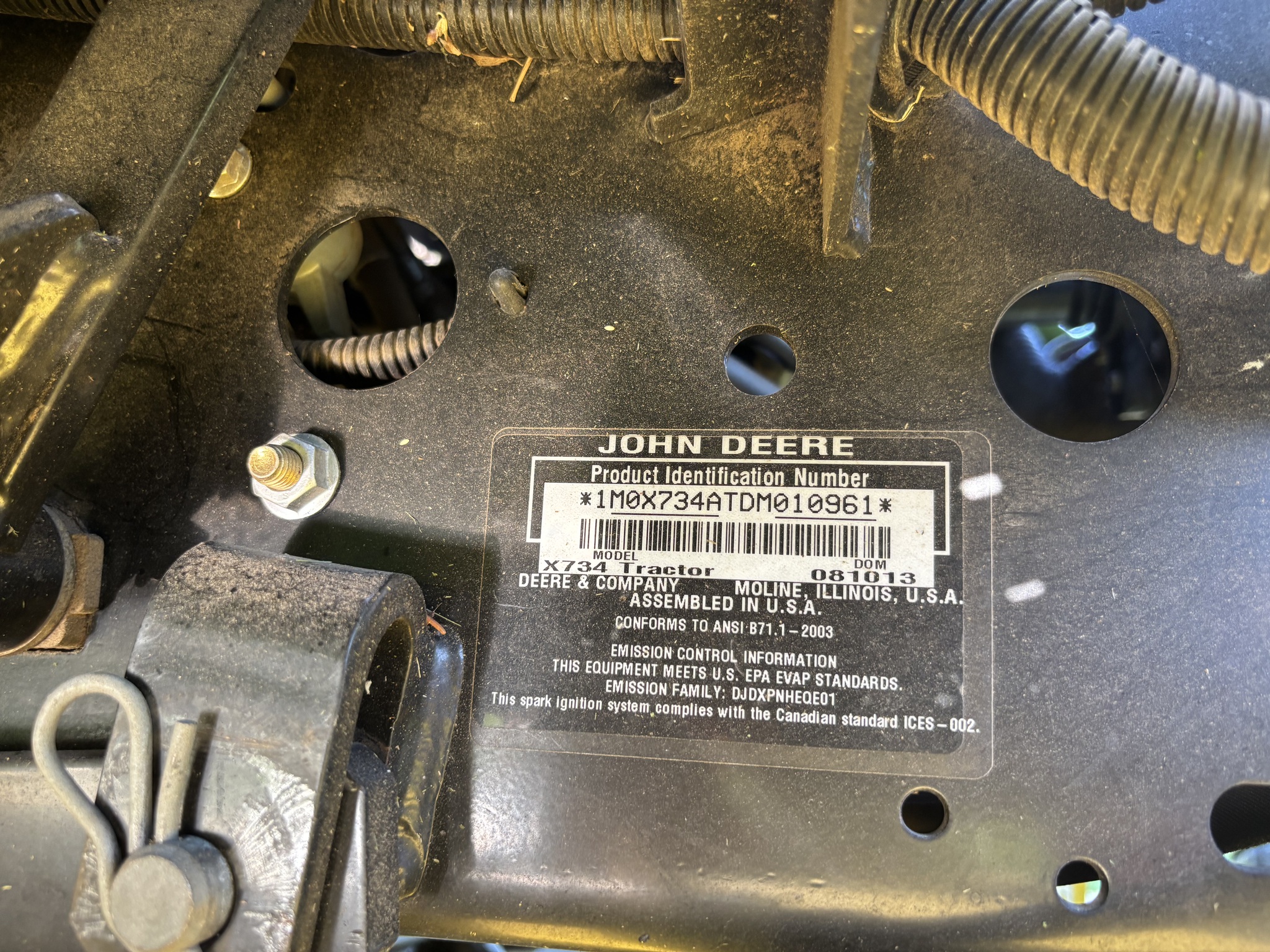 Used 2013 John Deere X734 Lawn & Garden Tractors at Koenig Equipment in Urbana, OH - PhotoXL9