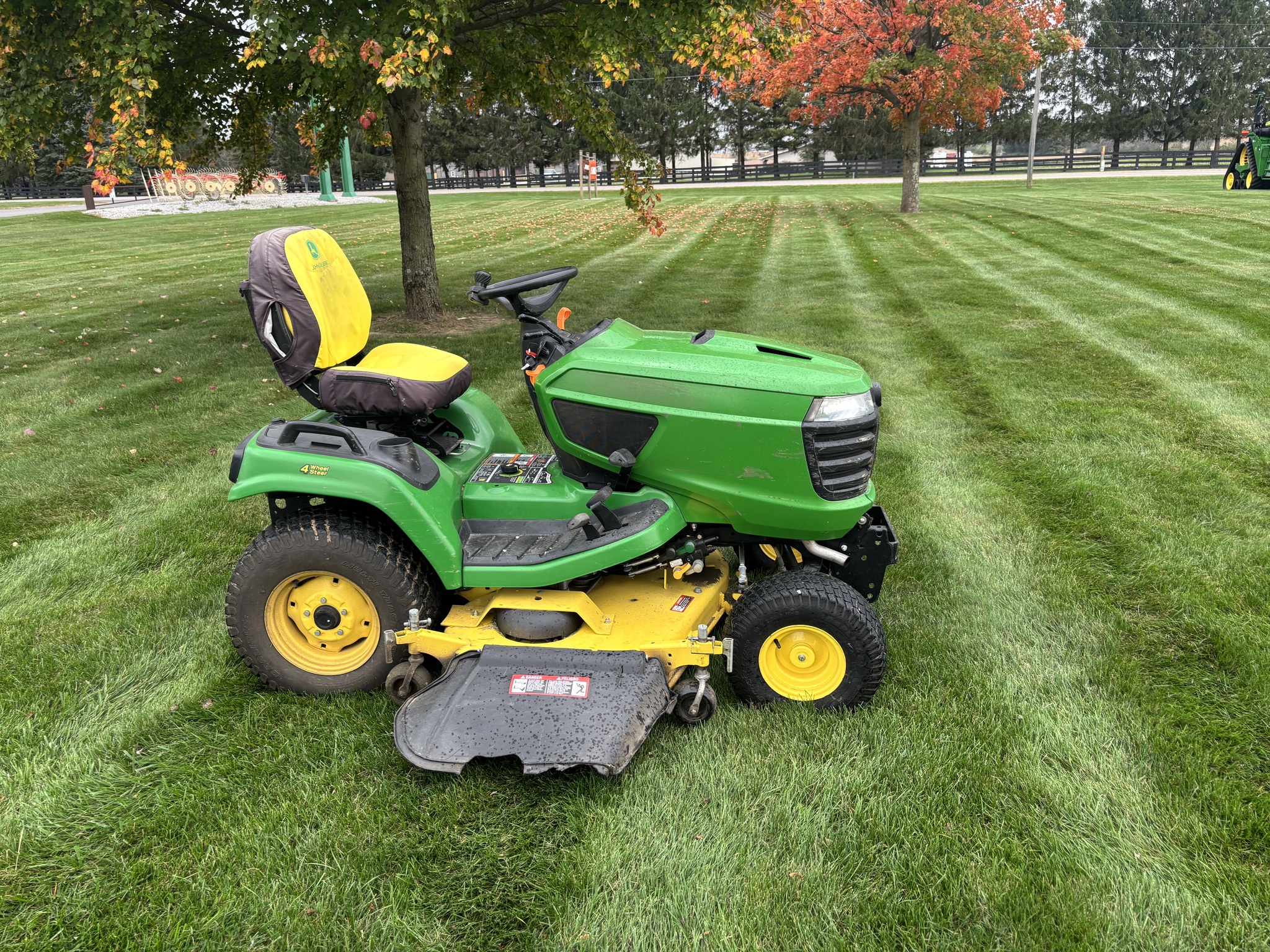 Used 2013 John Deere X734 Lawn & Garden Tractors at Koenig Equipment in Urbana, OH - PhotoXL2