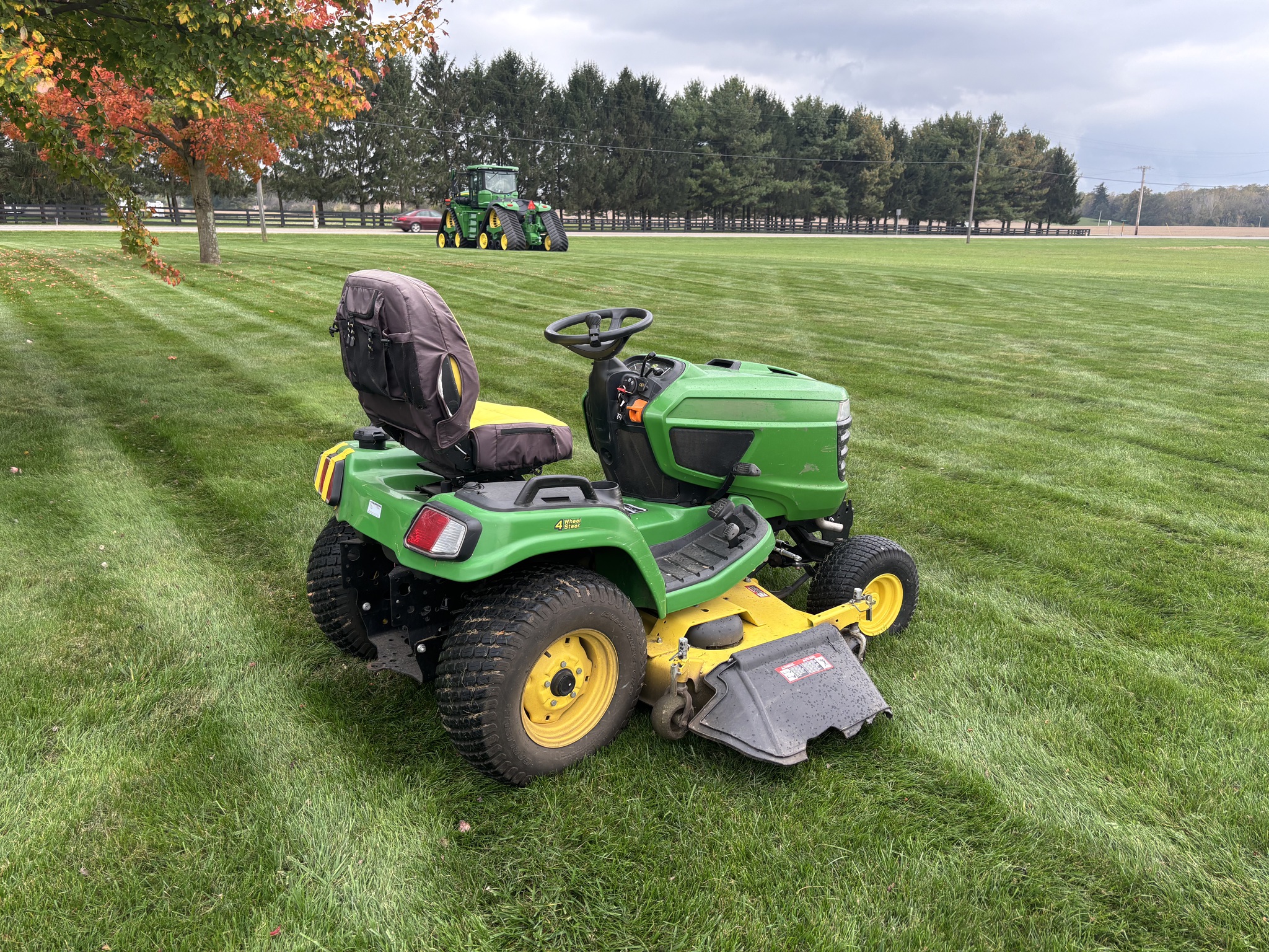 Used 2013 John Deere X734 Lawn & Garden Tractors at Koenig Equipment in Urbana, OH - PhotoXL3