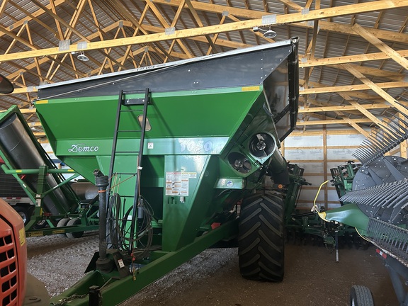  Demco 1050 Used Equipment