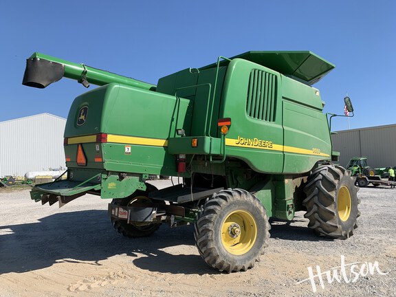 Photo of 2002 John Deere 9550