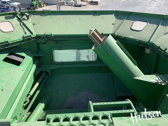 Photo of 2002 John Deere 9550
