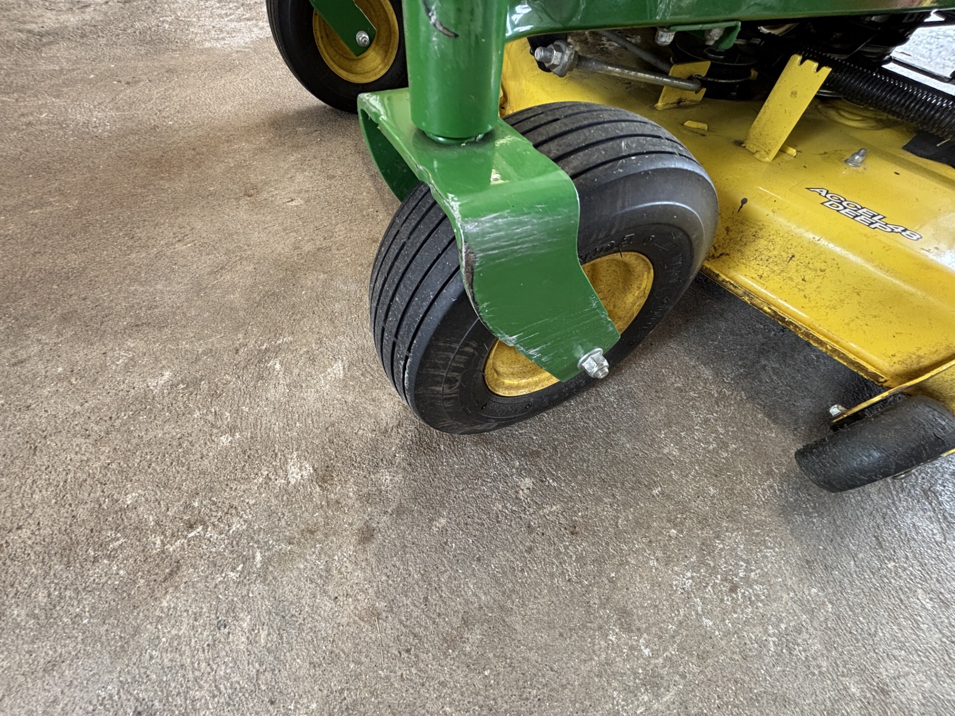 Used 2017 John Deere Z355R Zero Turn Mowers at Koenig Equipment in Germantown, OH - PhotoXL14