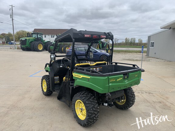 Photo of 2021 John Deere XUV 590M