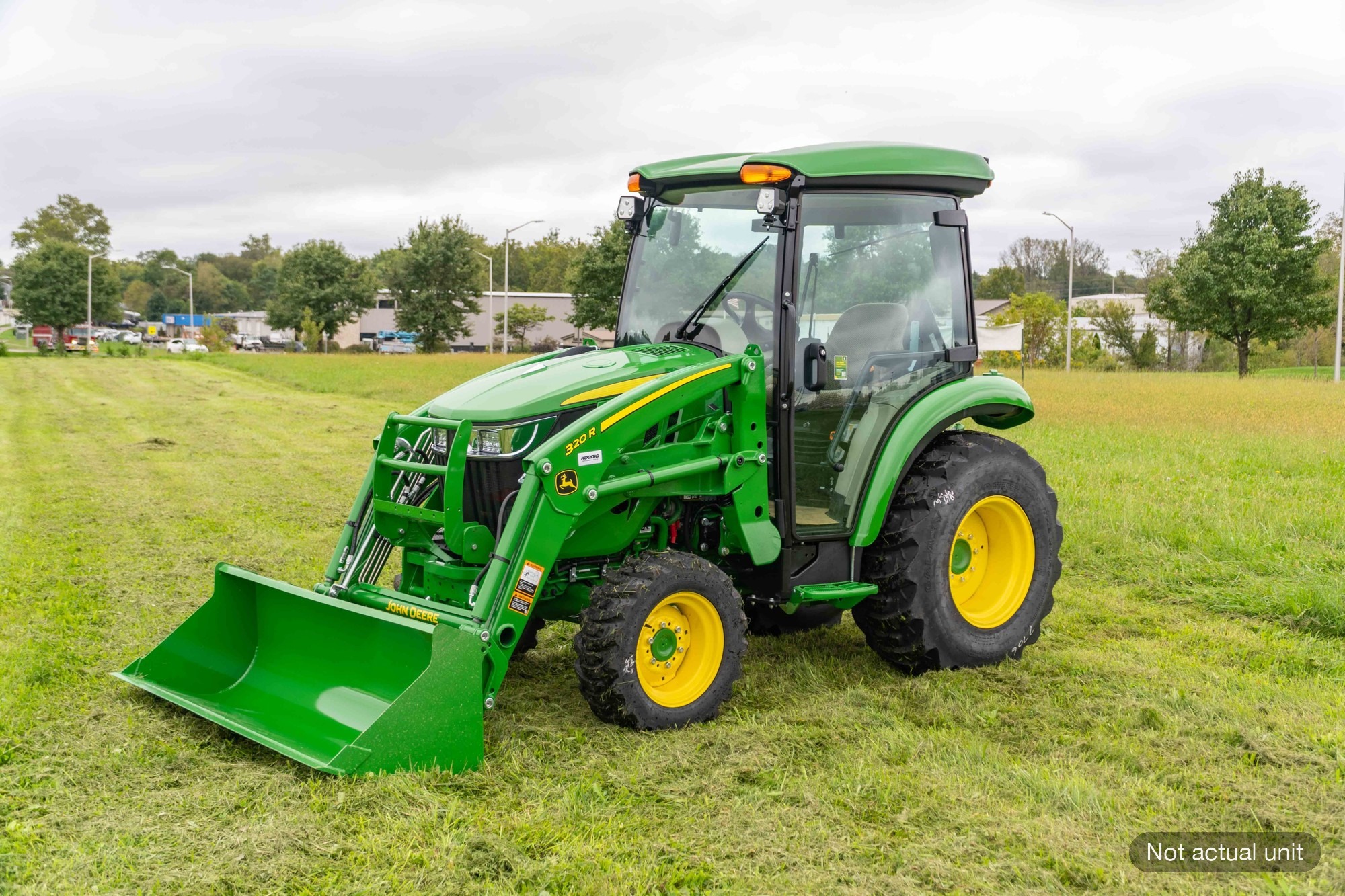 New In-Stock 2026 John Deere 3039R Compact Utility Tractors at Koenig Equipment in Lebanon, OH - PhotoXL0