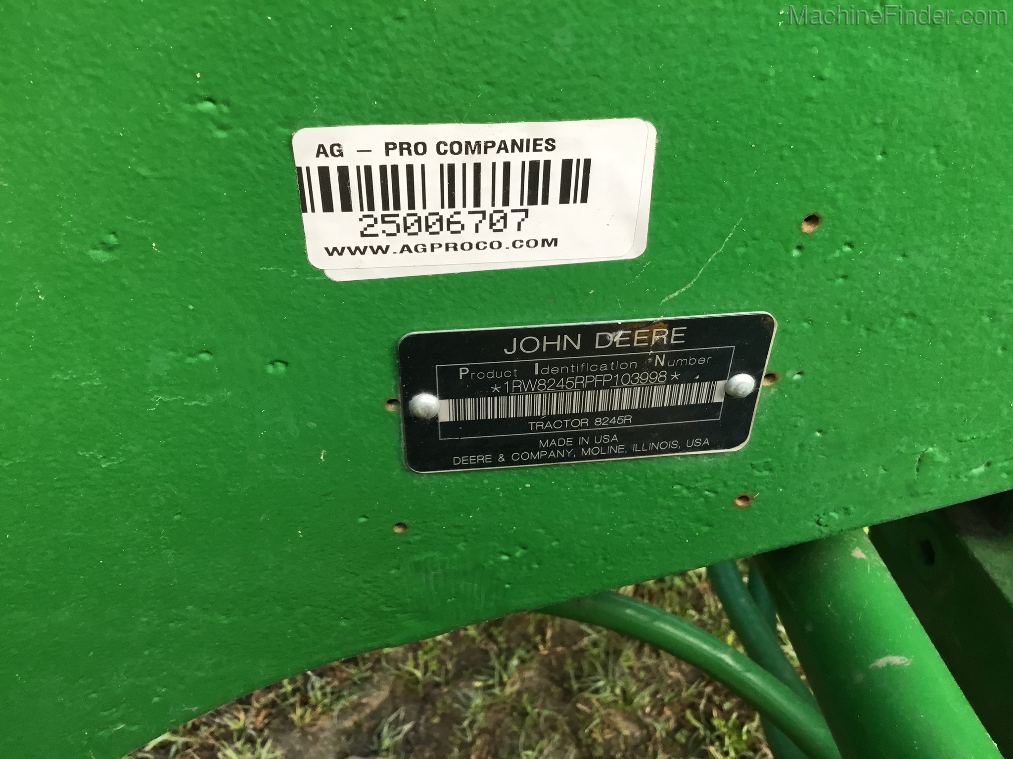 2015 John Deere 8245R Image 8