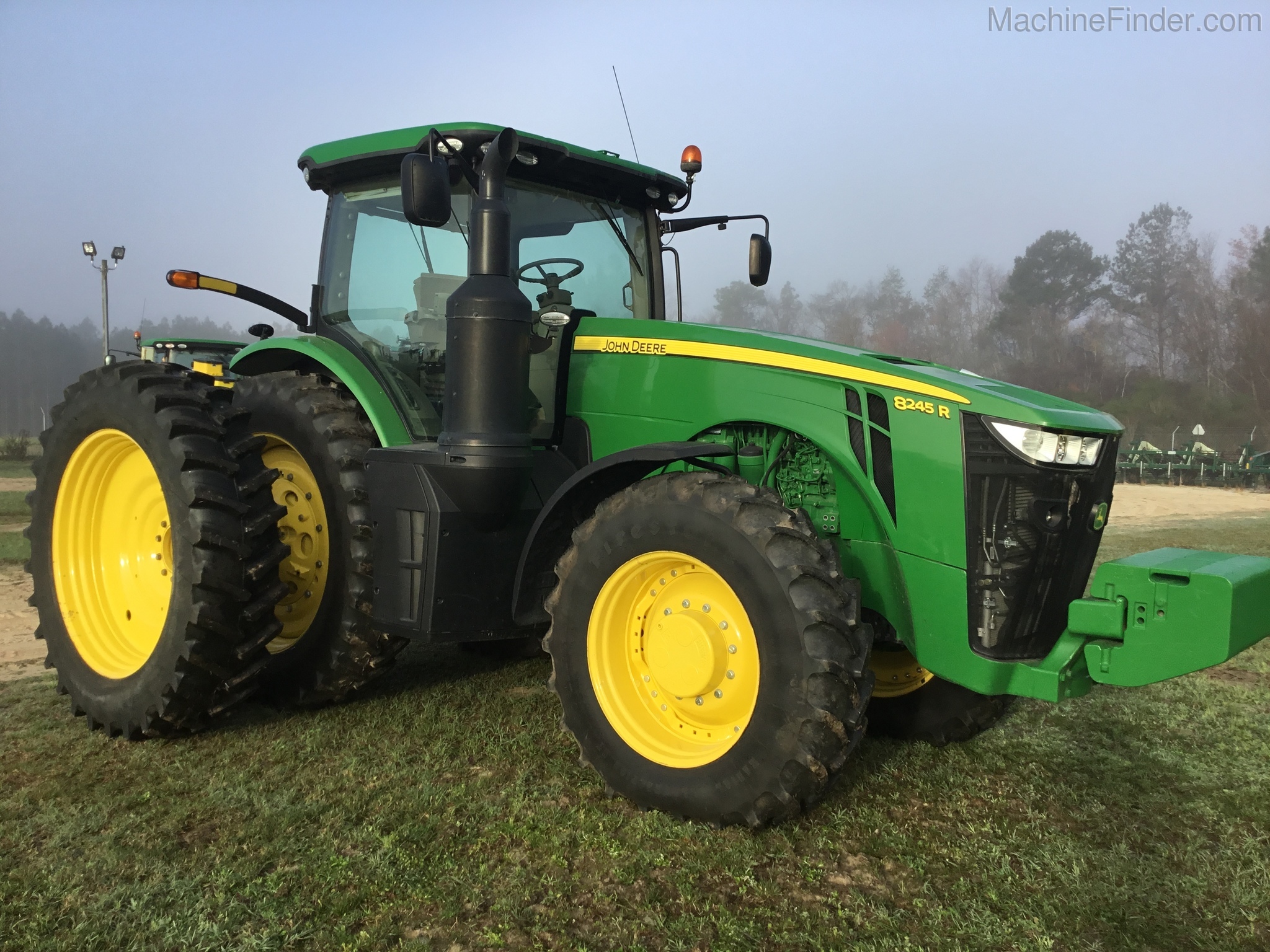 2015 John Deere 8245R Image 1