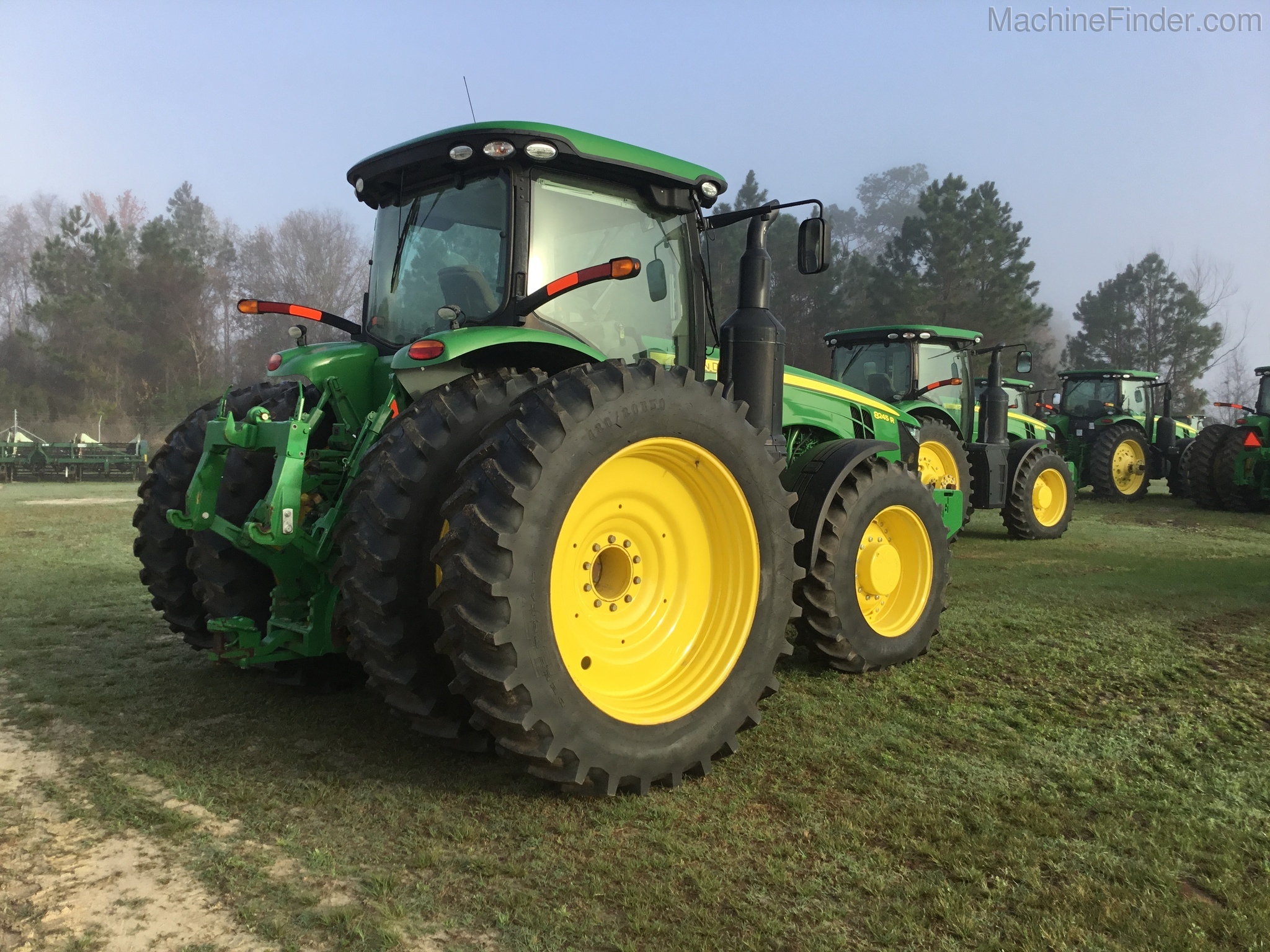 2015 John Deere 8245R Image 5