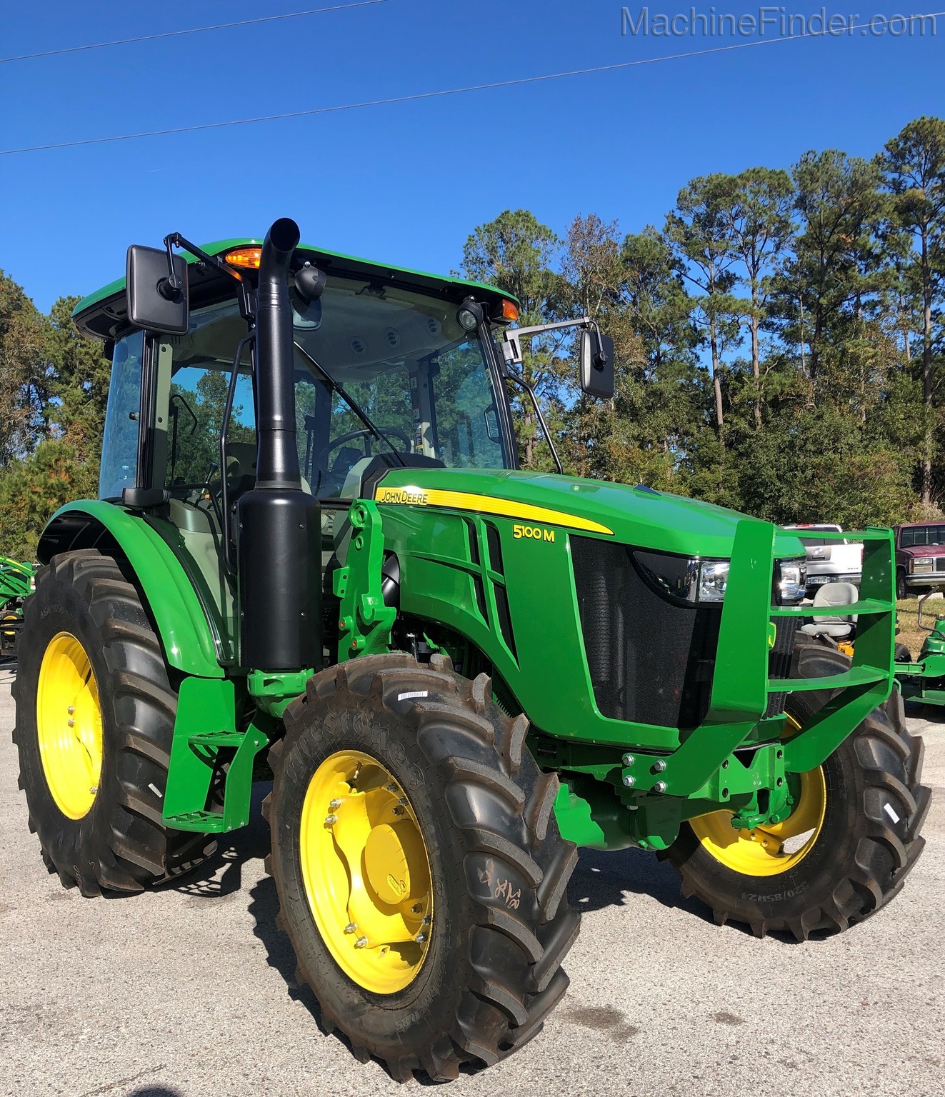 2020 John Deere 5100M Image 3