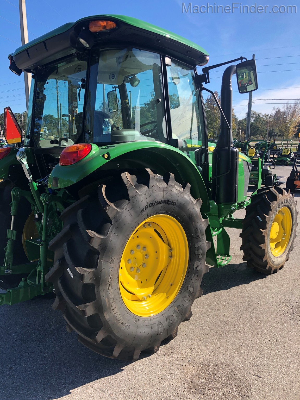 2020 John Deere 5100M Image 5