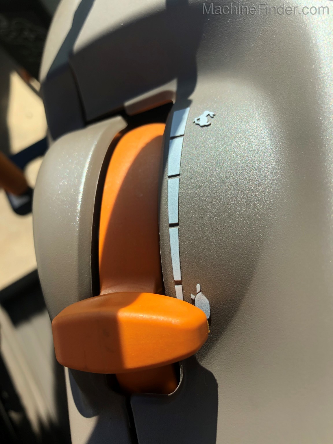 2020 John Deere 5100M Image 14