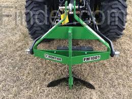 2020 John Deere 3033R Image 9