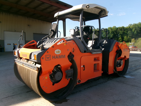 Photo of a 2019 Hamm HD120iVVHF