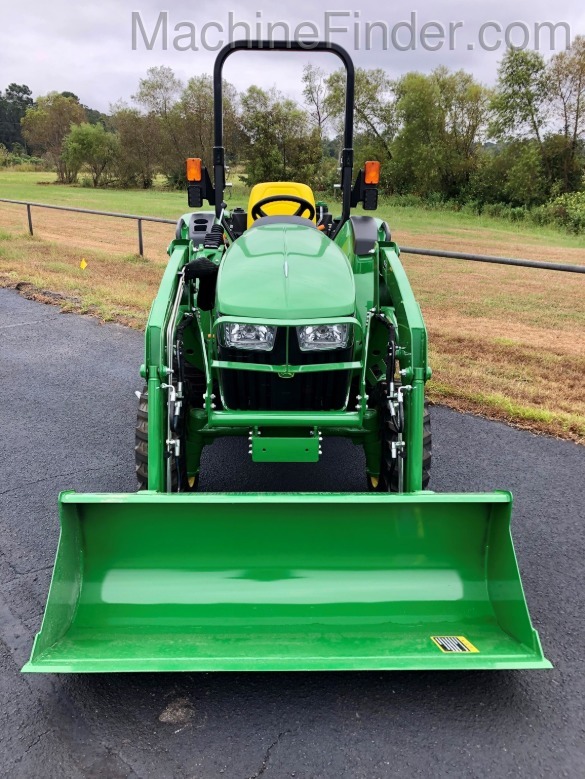 2020 John Deere 3025D Image 2