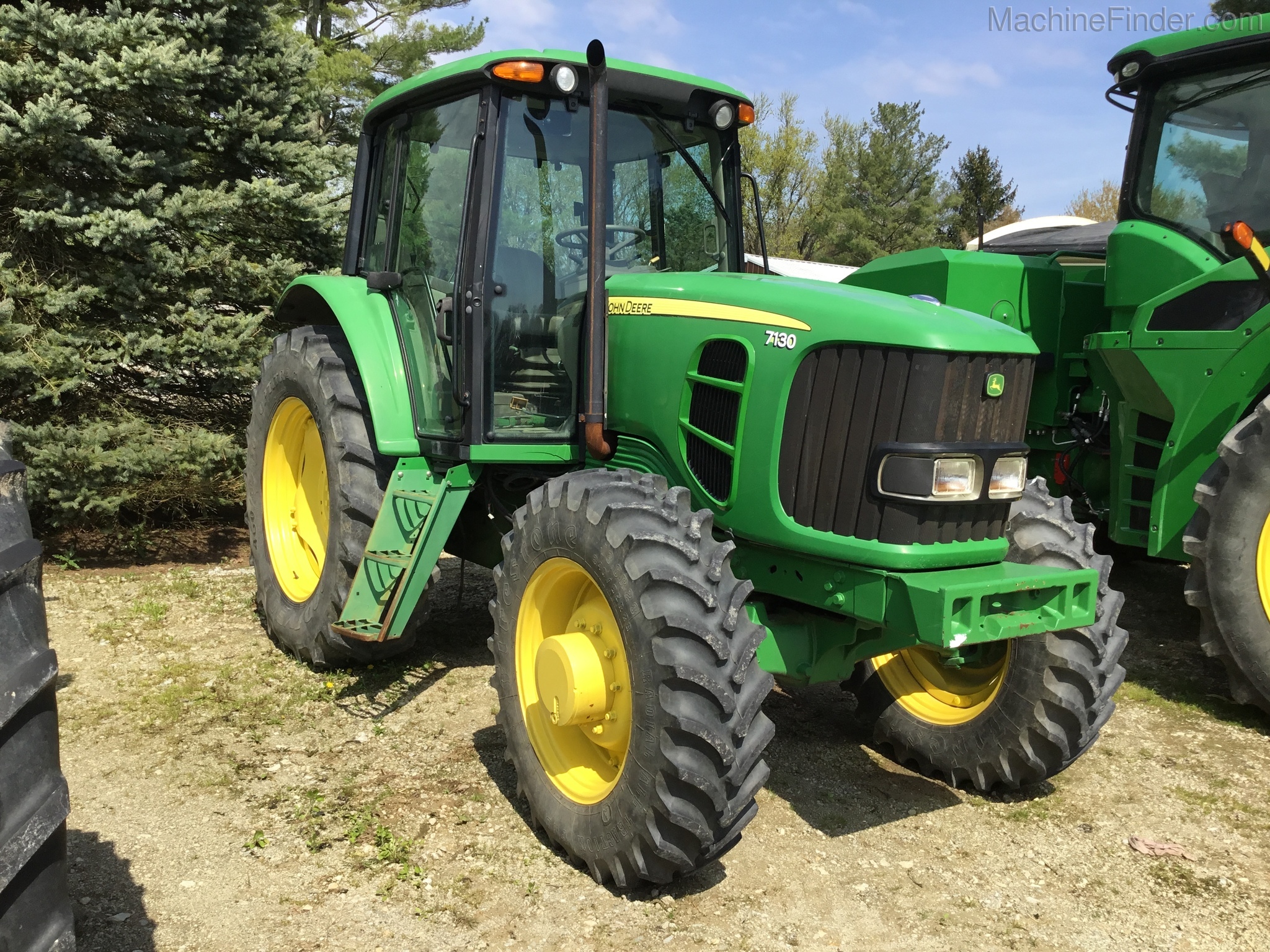 2008 John Deere 7130 Image 1