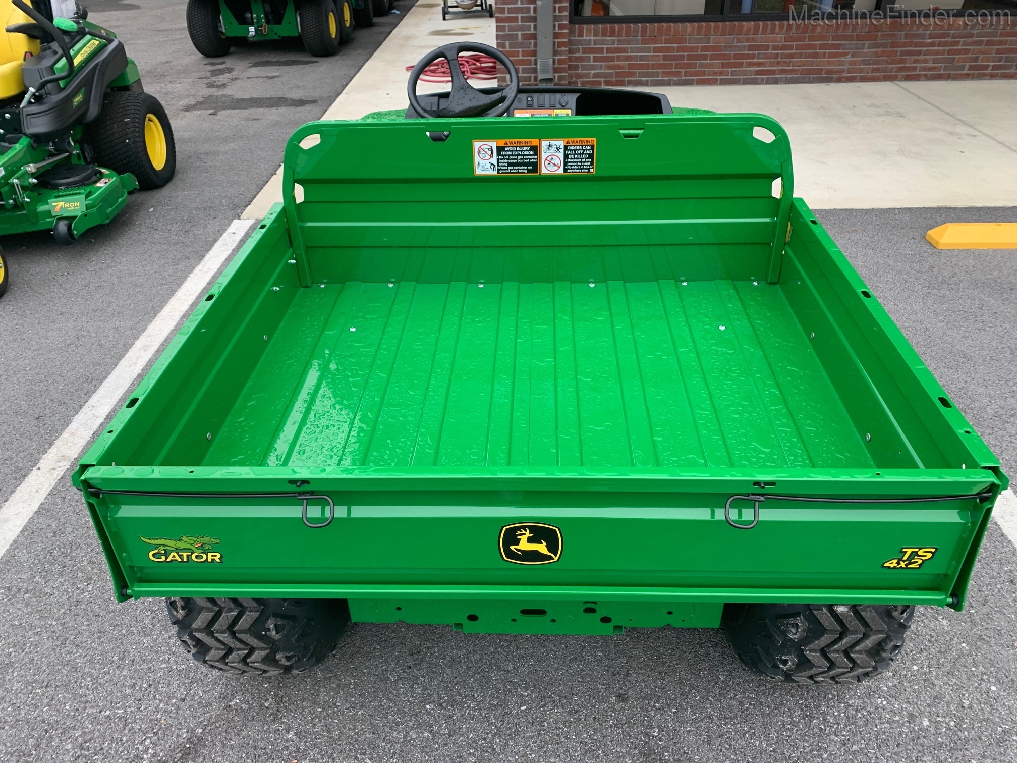 2020 John Deere TS 4X2 Image 5