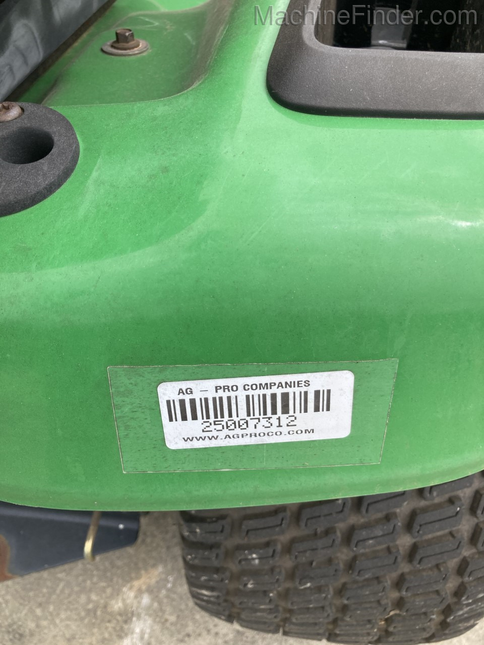 2013 John Deere X320 Image 6