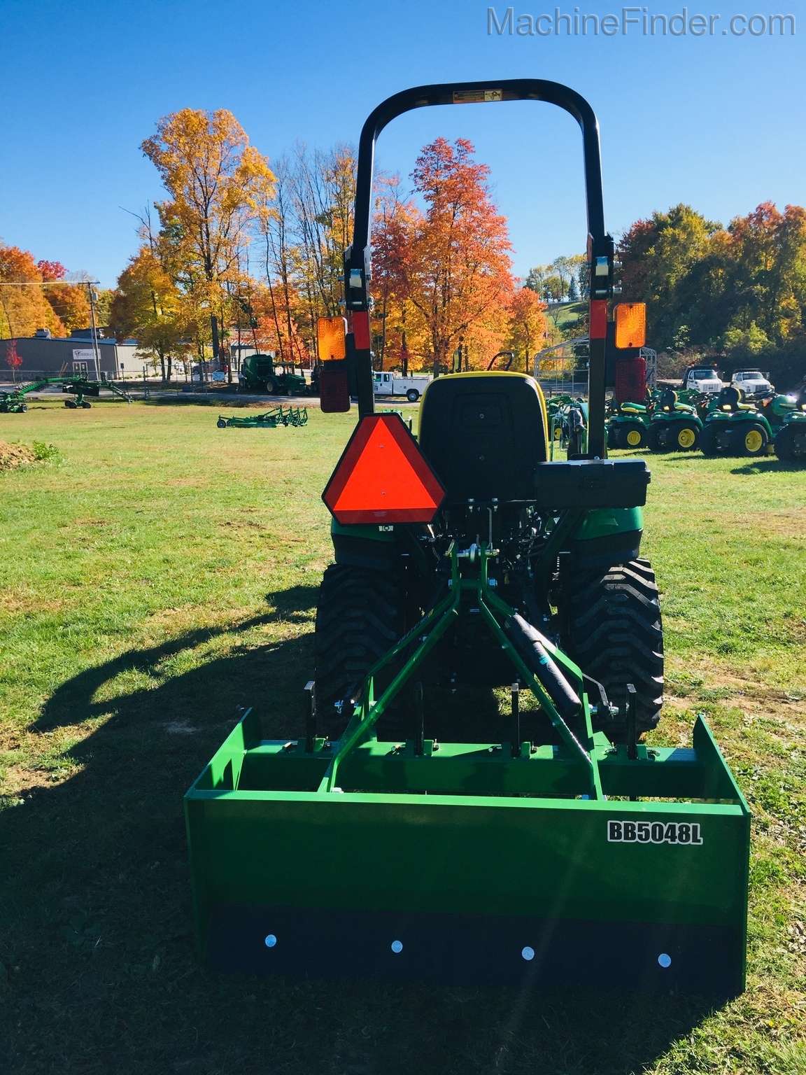 2020 John Deere 1023E Image 4