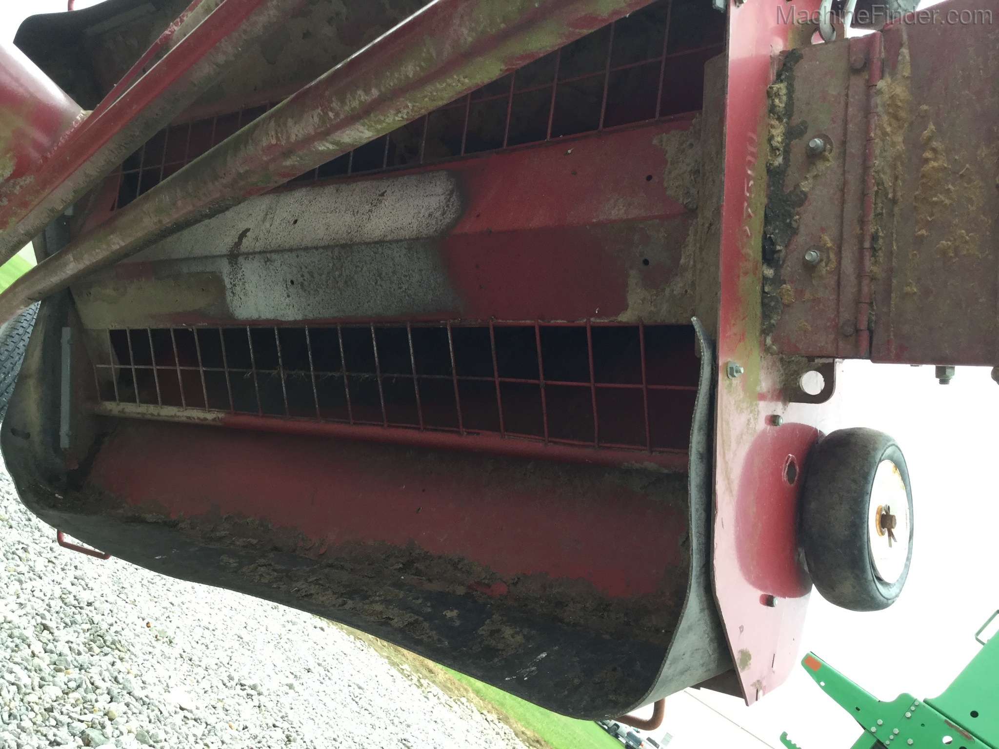 Hutchinson Mayrath 10”X52’ Image 4