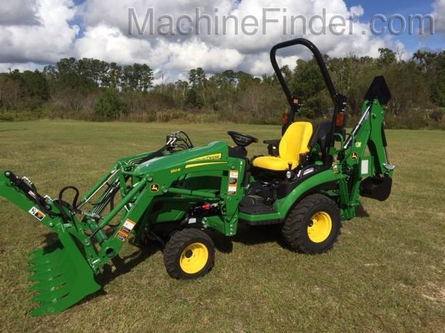 2020 John Deere 1025R BACKHOE GRAPPLE Image 1