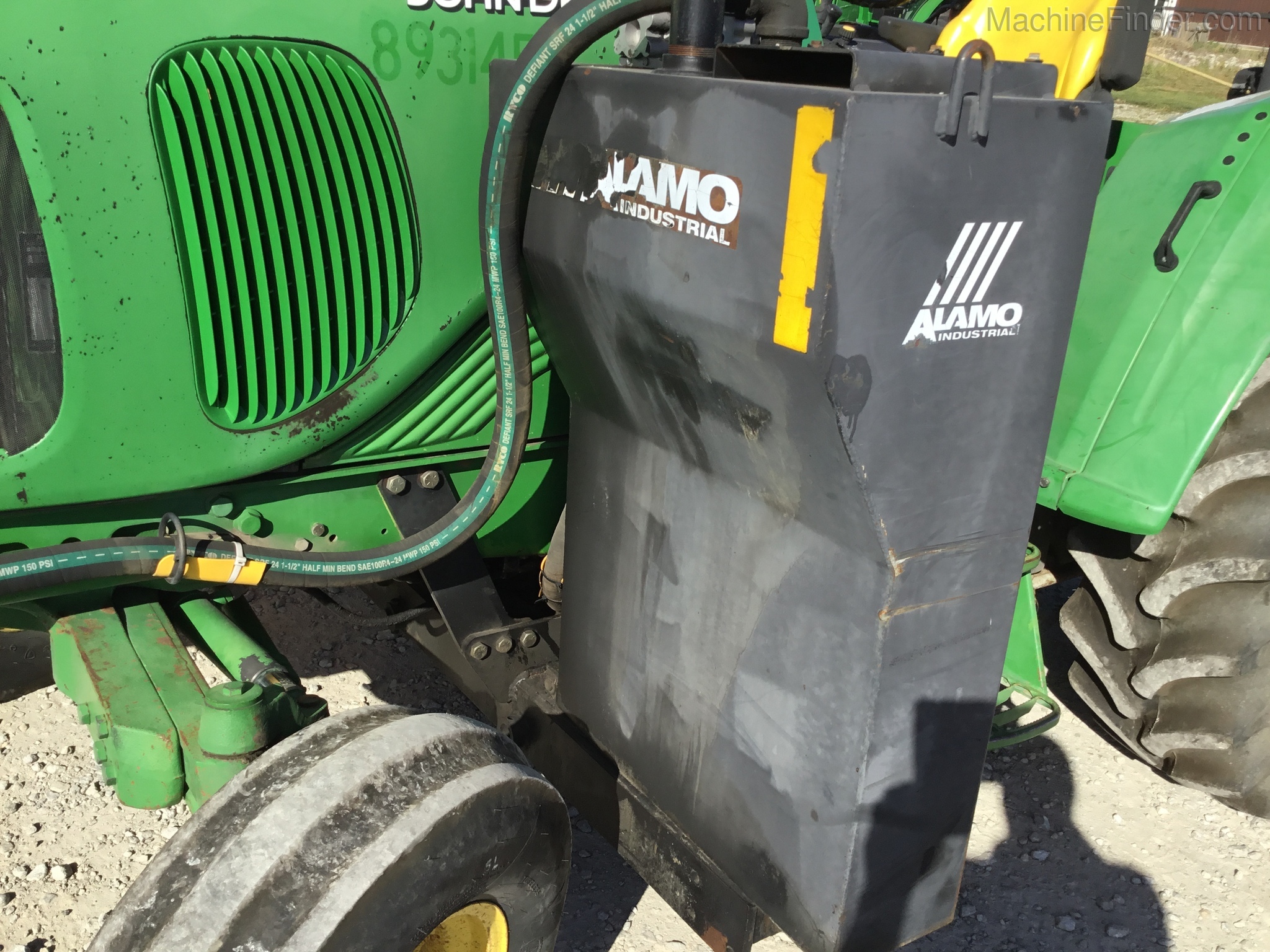 2005 John Deere 6320L Image 19