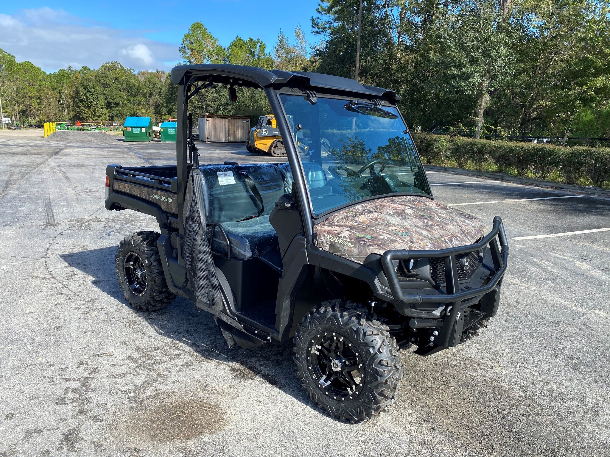 2021 John Deere 835M Image 3