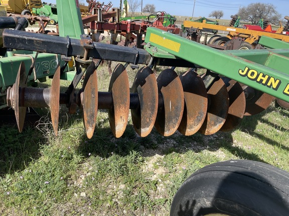 John Deere 627 Image 3