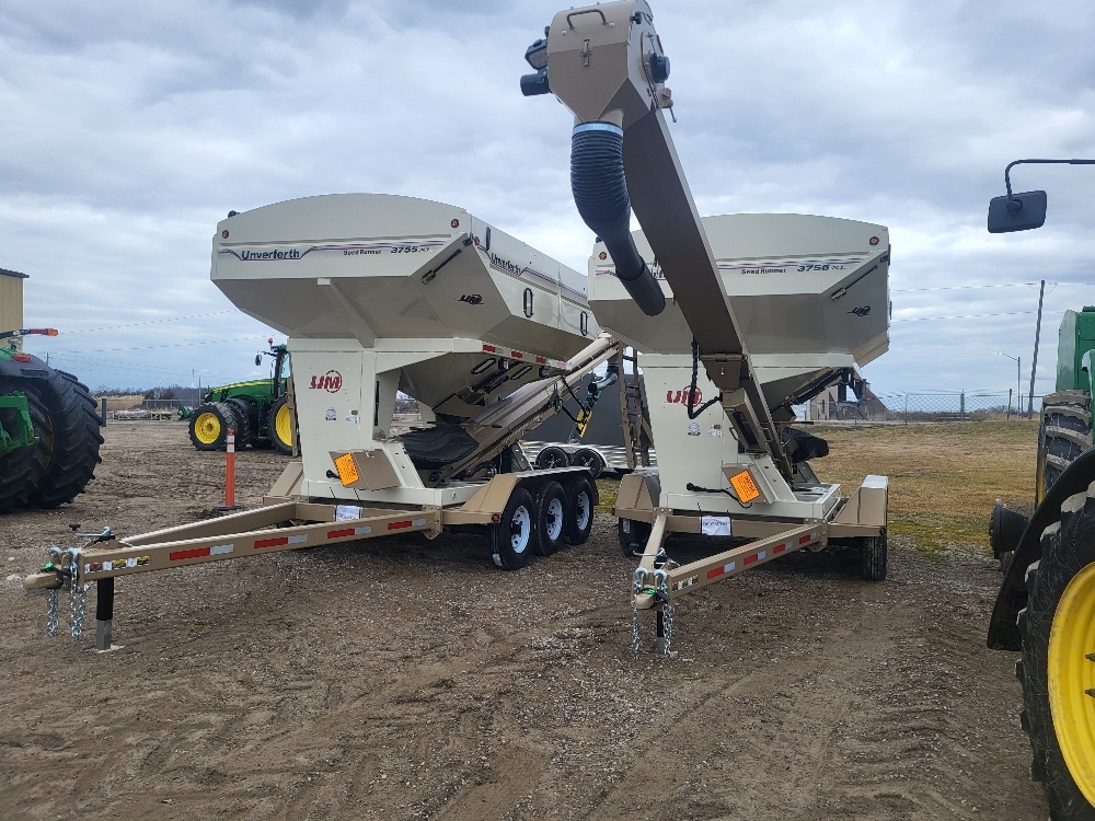 2023 Unverferth 3755XL Tender Carts