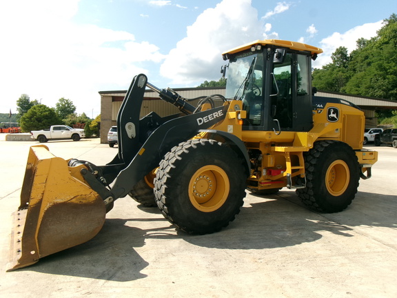 2023 John Deere 544P