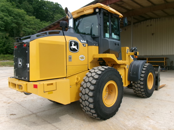 2023 John Deere 544P