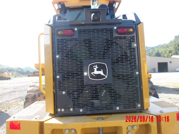 2023 John Deere 544P