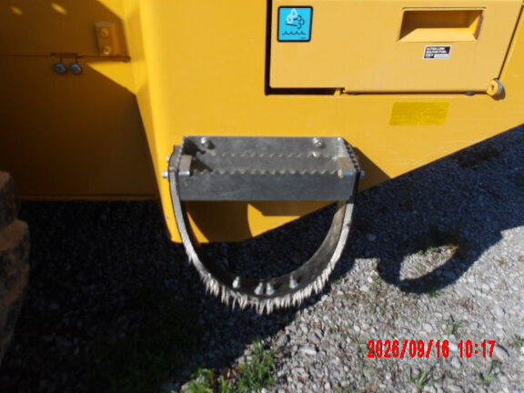 2023 John Deere 544P