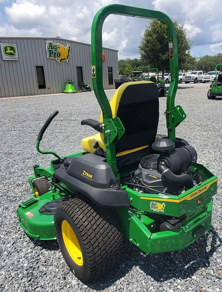 2025 John Deere Z740R Image 5