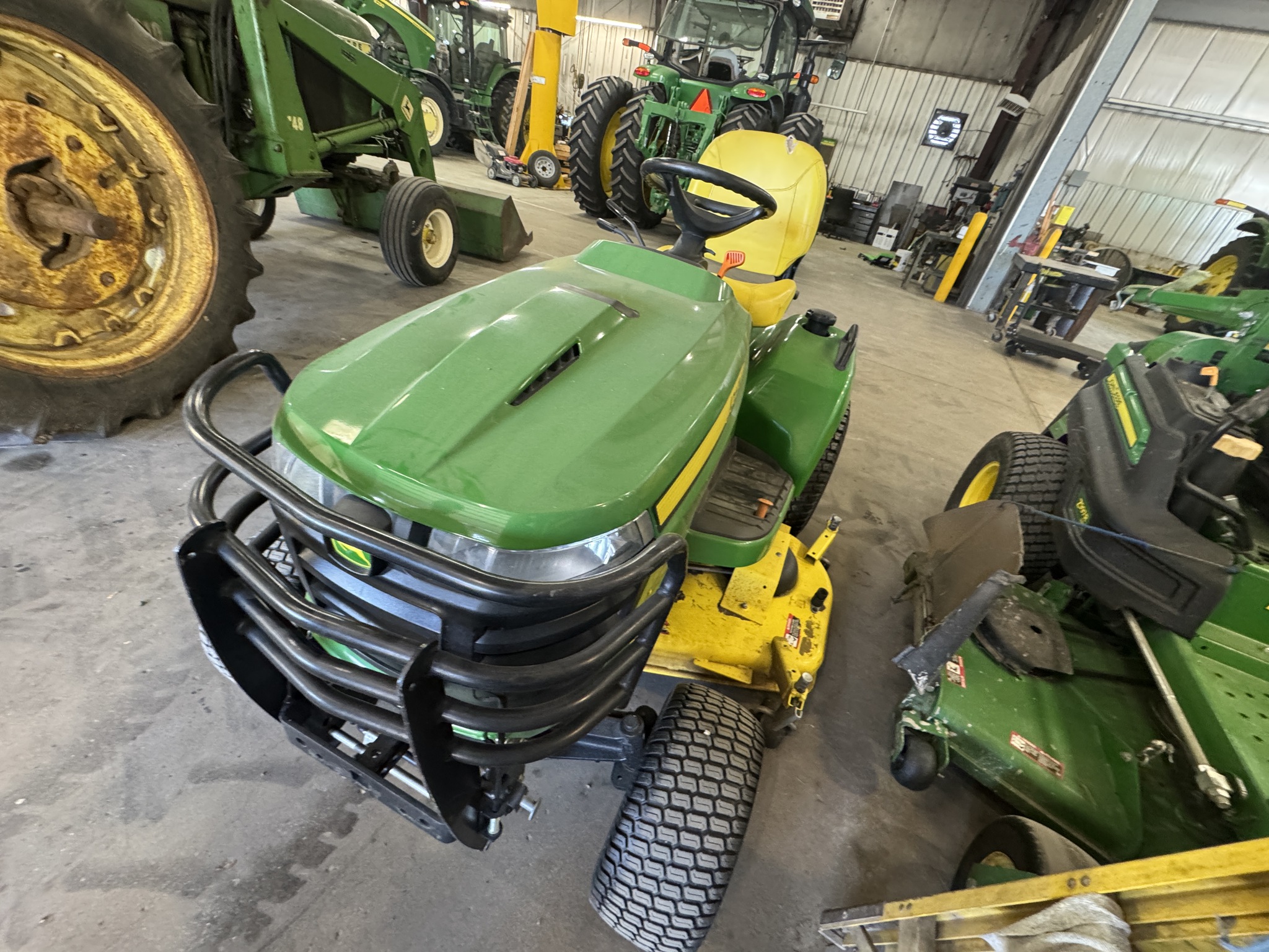  2016 John Deere X730 at Heritage Tractor in Mendota, IL
