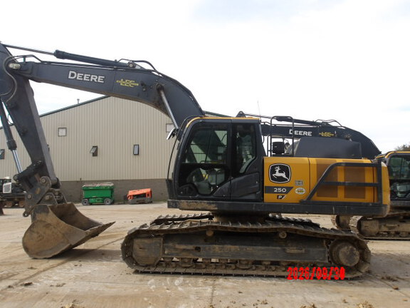 2024 John Deere 250P