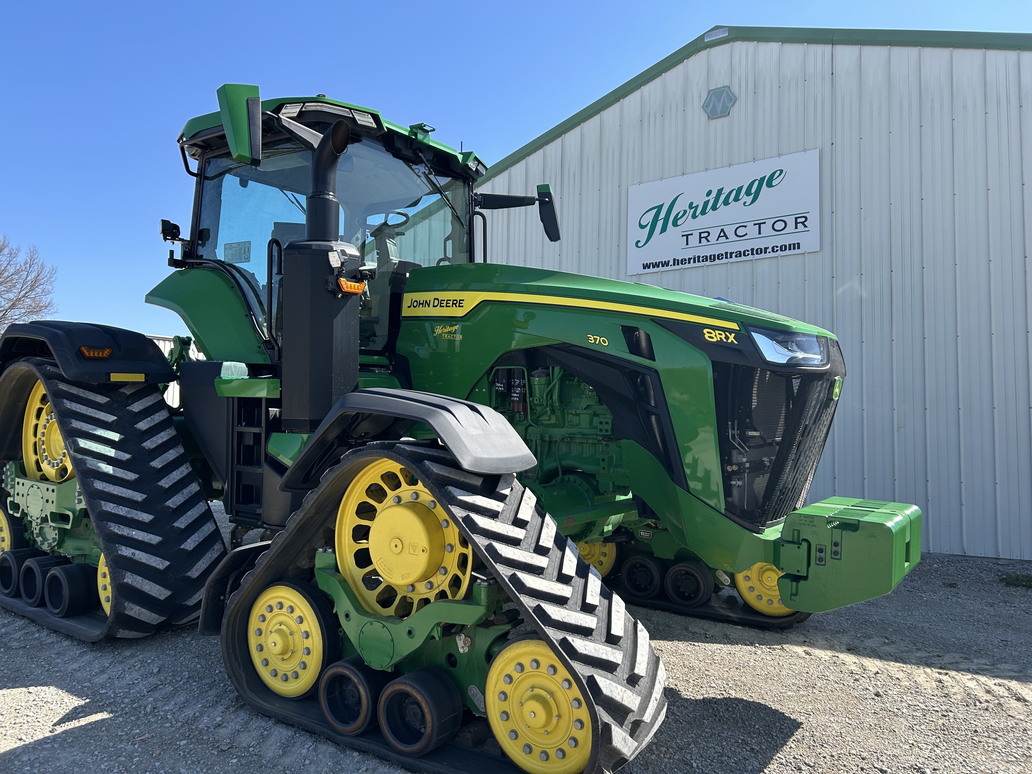  2023 John Deere 8RX 370 at Heritage Tractor in Atchison, KS