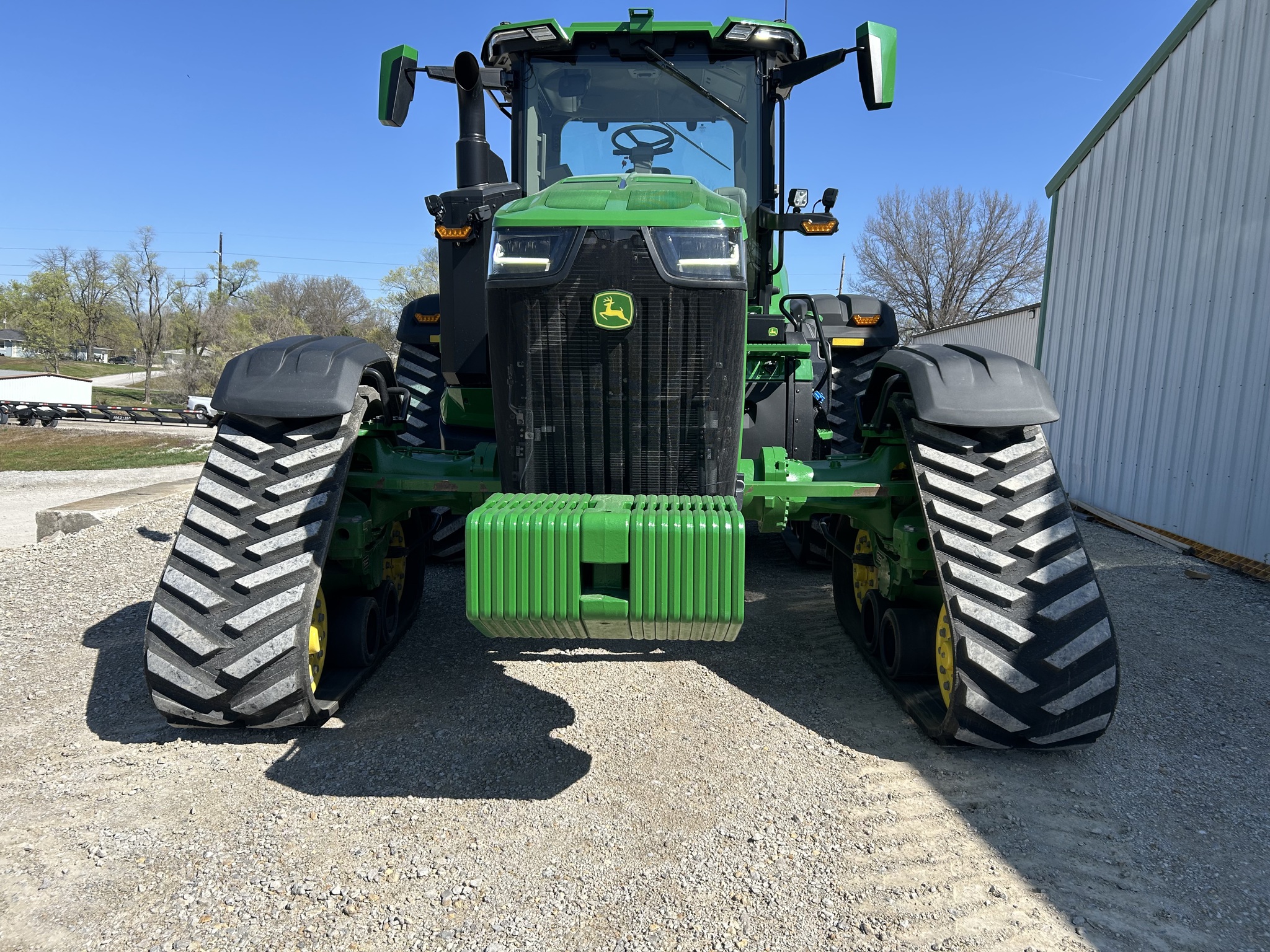  2023 John Deere 8RX 370 at Heritage Tractor in Atchison, KS