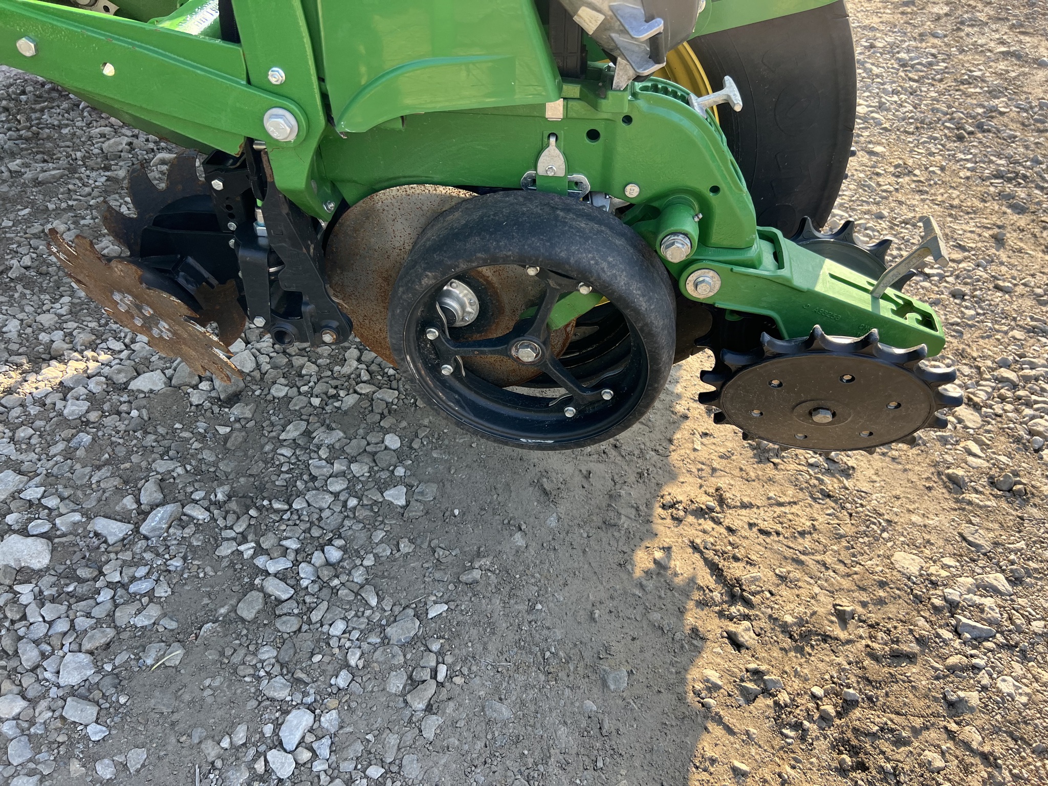  2023 John Deere 1775NT at Heritage Tractor in Atchison, KS