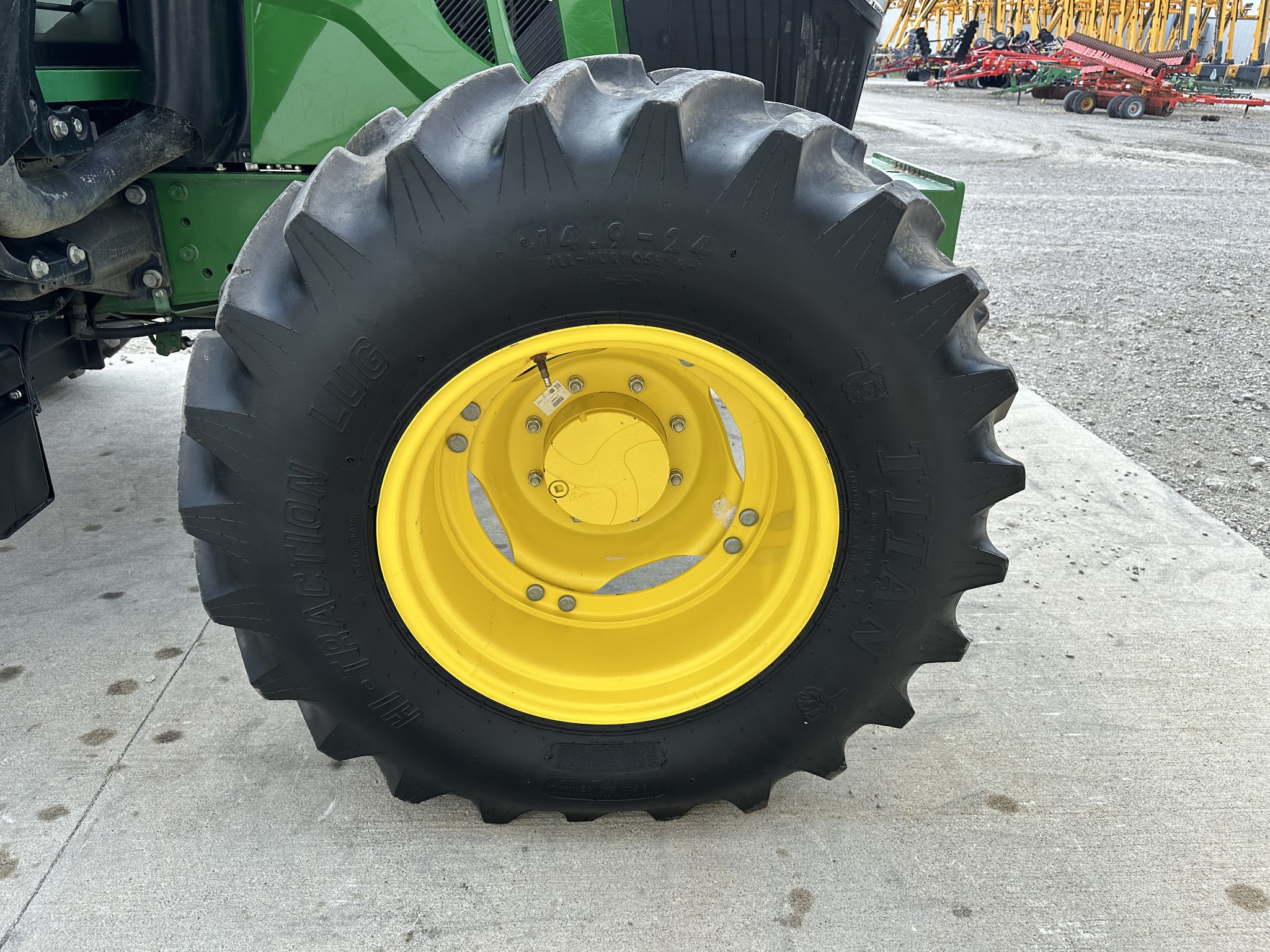 2021 John Deere 6110M Image 11