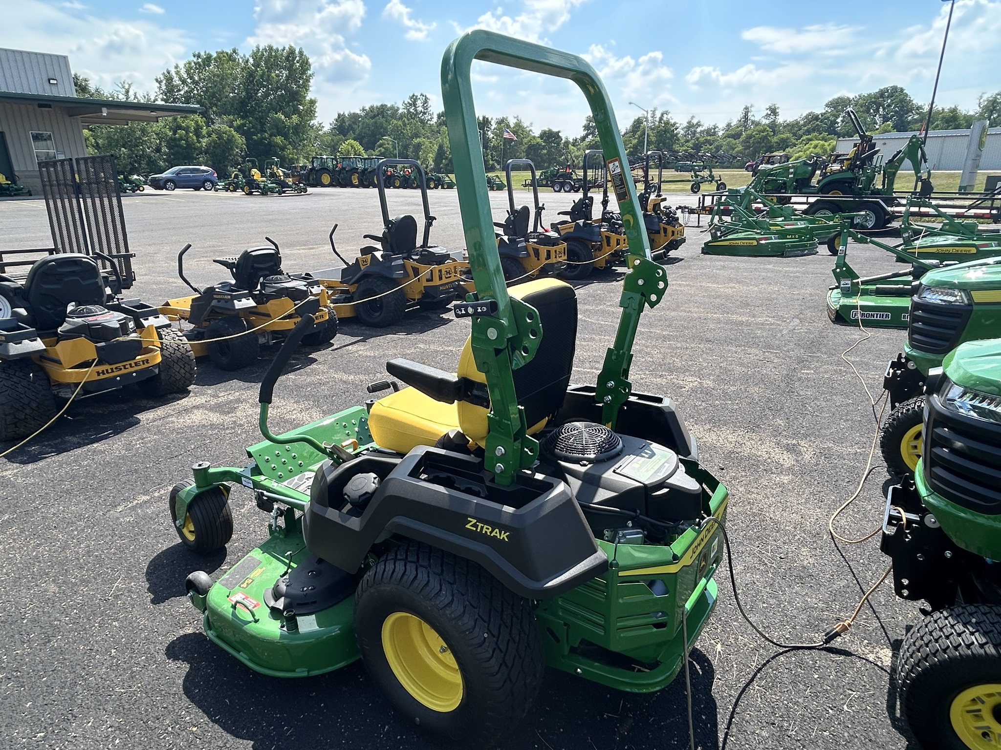 2025 John Deere Z530M - Zero-Turn Mowers - Zanesville, OH