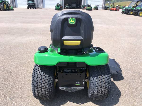 2025 John Deere X380 Image 2