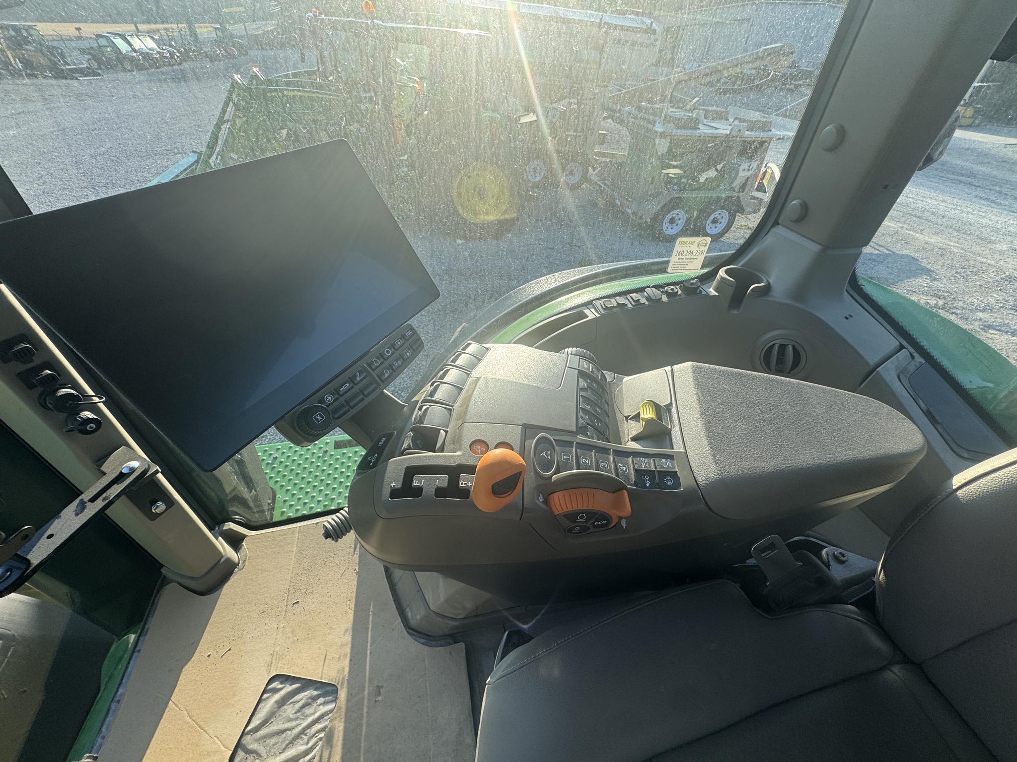 2024 John Deere 8R 340 Image 16