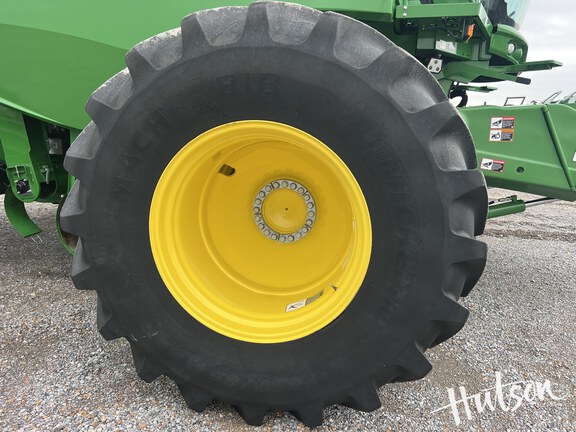 Photo of 2024 John Deere S780